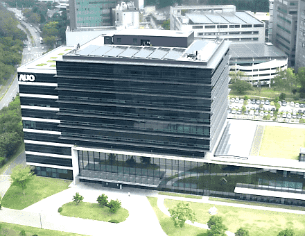 蓝狮在线总部大楼通过碳中和查证